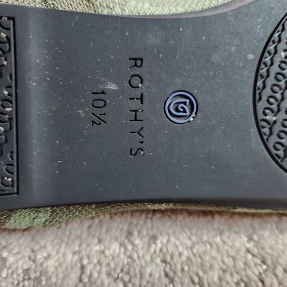 Rothy's Green Camo Rounded Toe Flats - Picture 5 of 5